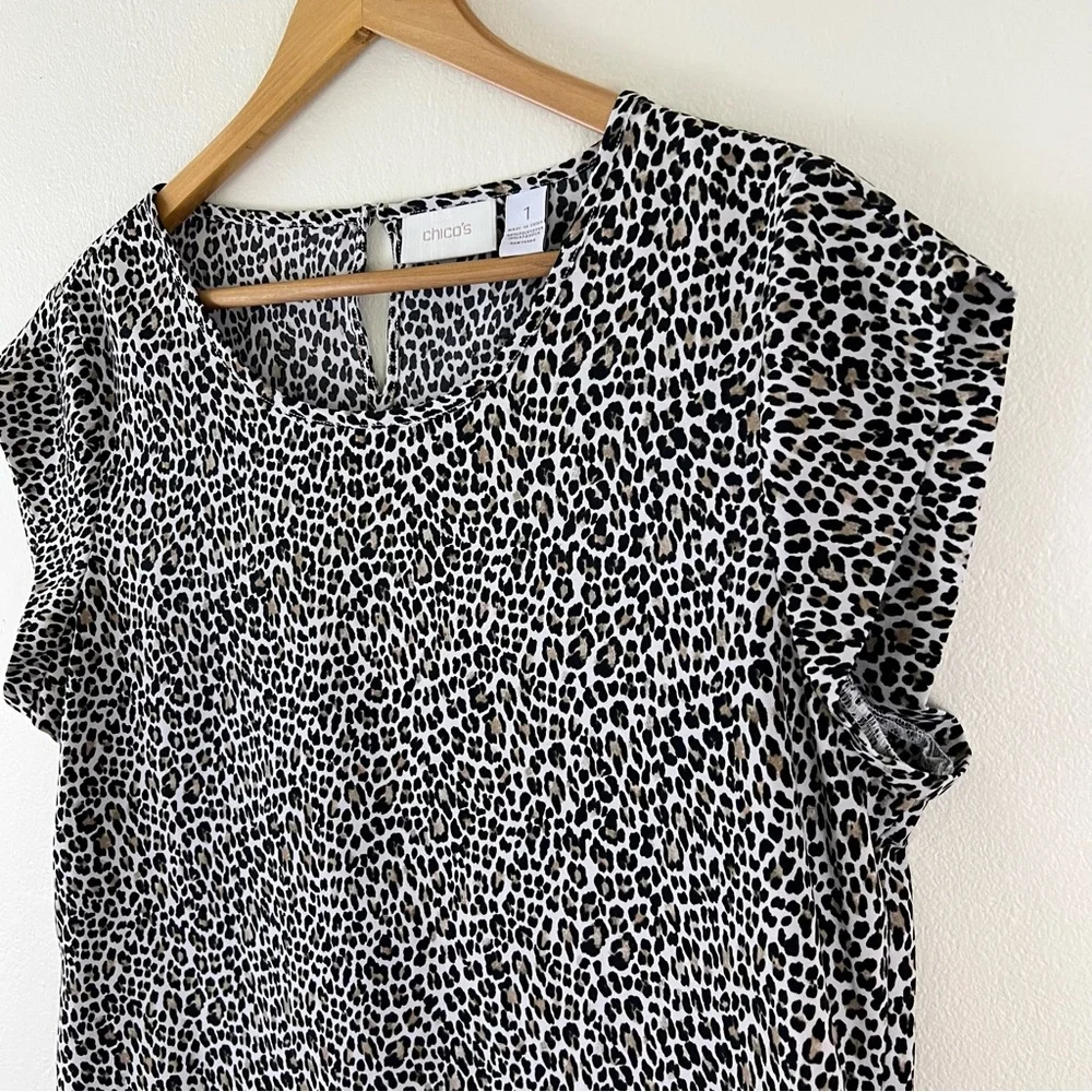 Chico’s Leopard Print Boho Short Sleeve Casual Scoop Neck Top